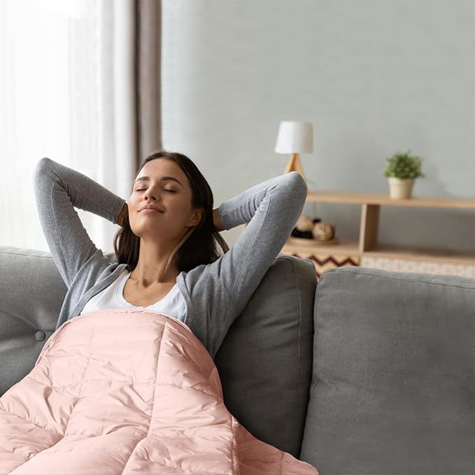 Mini Camping Blanket,Lightweight Puffy Blanket Packable Down Alternative Throw Blanket Waterproof Windproof for Outdoors, Travel, Beach, Airplane, Hiking