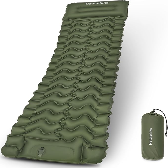 Naturehike Camping Sleeping Pad, Ultralight Inflatable Sleeping Mat with Pillow Built-in Foot Pump, 2.6 Inch Lightweight Air Mattress for Backpacking, Hiking, Traveling (Green)