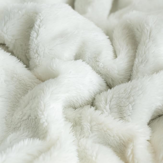 UKELER Cozy Sherpa Bed Blanket Queen Size 80 x 90 inch, Thick Striped Throw Blanket for Bed Couch Sofa Camping, Great Gift for Mother's Day, Father's Day, Thanksgiving, Christmas,New Year's Day, Blue