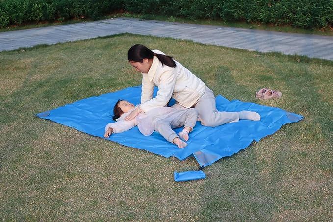 Orga'Neat Pocket Picnic Blanket, Sandproof Lightweight Pocket Camping Tarp, 55″x 79″ Foldable & Fits into Small Bag, Water Resistant Washable Quick Dry Compact Beach Mat for Outdoor Recreation