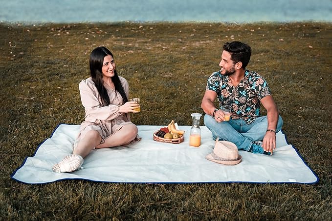 Waterproof Outdoor Blanket Large Fleece Camping & Stadium Blankets for Cold Weather. Perfect for Outdoors, Car, Dogs, Boat, Picnic. Windproof, Extra Warm, Machine Washable.