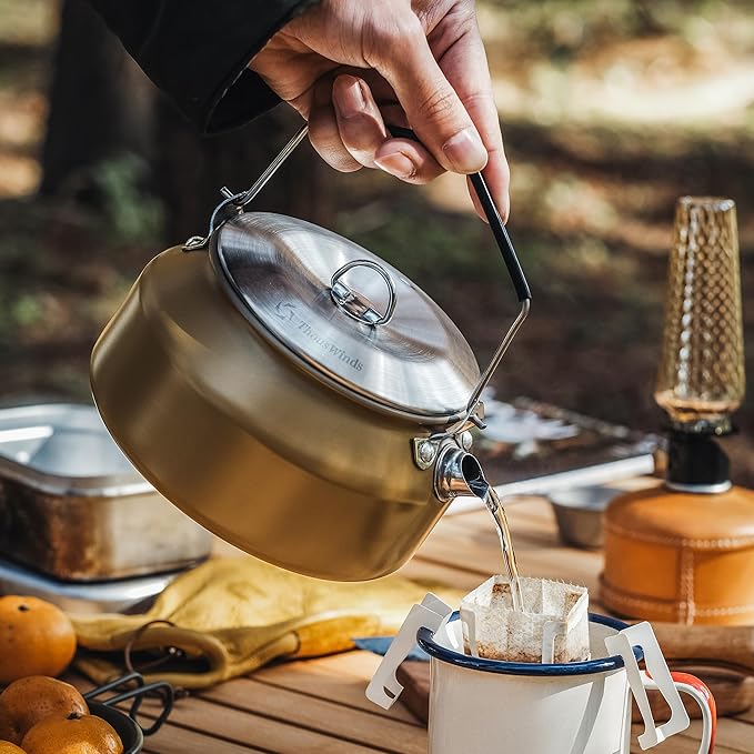 Thous Winds 1L Camping Kettle, Portable Camp Tea Coffee Pot, Lightweight Stainless Steel Teapot, Fast Heating Boiling Water, for Outdoor Campfire Hiking Camping Picnic, Khaki