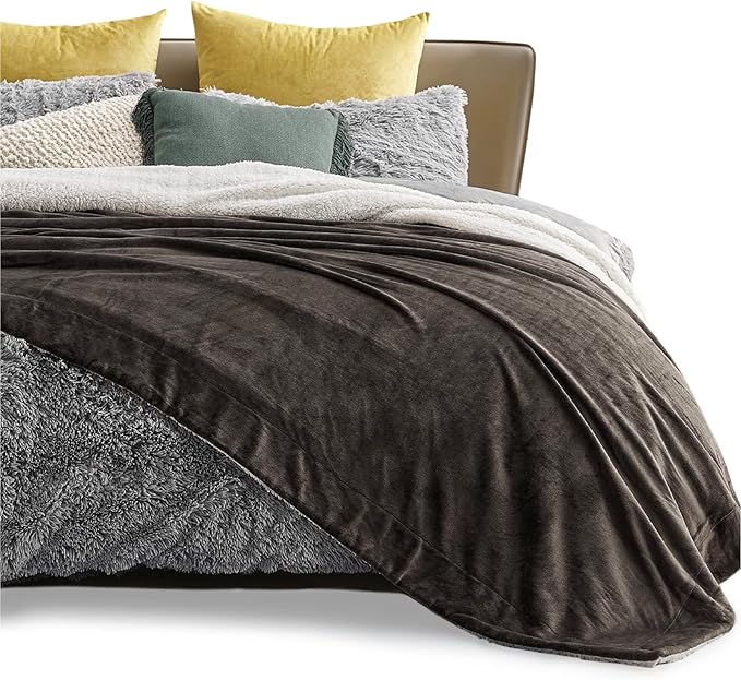 Bedsure Sherpa Fleece Blankets Queen Size for Bed - Thick and Warm, Soft Fuzzy Plush Queen Blanket for Winter, Brown, 90x90 Inches