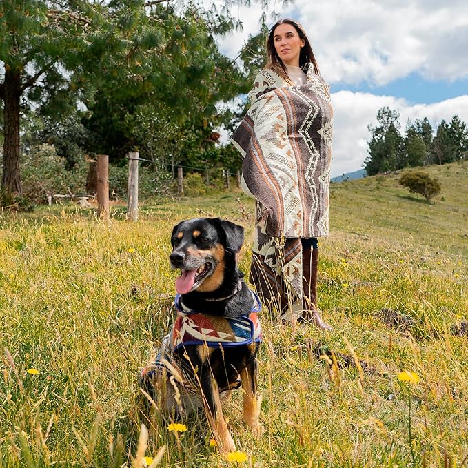 Alpaca Blanket - Premium Alpaca Wool Throw Blanket for Cozy Comfort - Warm Alpaca Wool Blanket - Variegated - Made by Artisans in The Heart of The Mountains of Ecuador