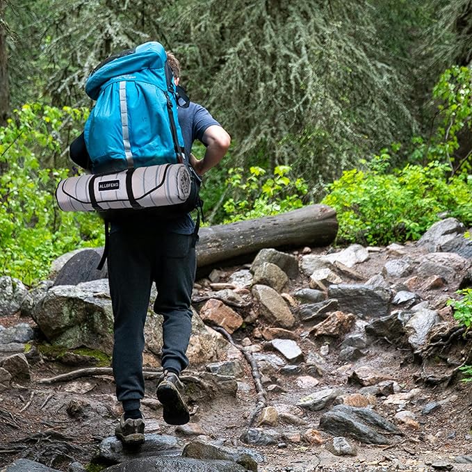 Large Picnic Mat, Outdoor Camping Mat, Tent Mate. Easy to Carry and Store, Water-Resistant, Dust-Proof Sand-Proof, Machine Washable. Thickened. For Picnics, Lawns, Concerts, Outdoor Adventures.