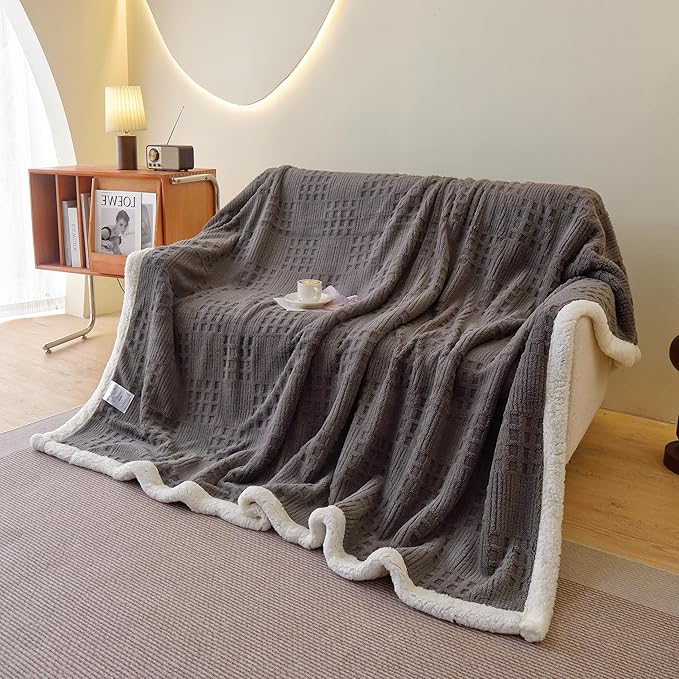 UKELER Sherpa Bed Blanket 80 × 90 inch, Ultra Soft Queen Size Throw Blankets for All Season, Cozy Plush Checkered Fleece Blanket for Bedroom Living Room Dorm Hostel Sofa Camping, Dark Grey