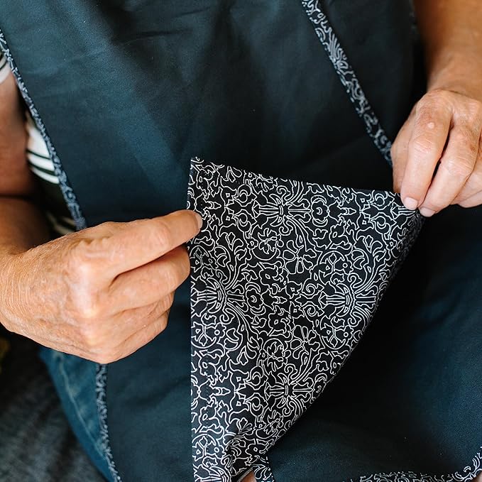 Reversible Adult Bibs for Women & Men - Adult Bib Scarf for Elderly - Dining Clothing Protectors - Washable Dining Scarf for Senior Citizens