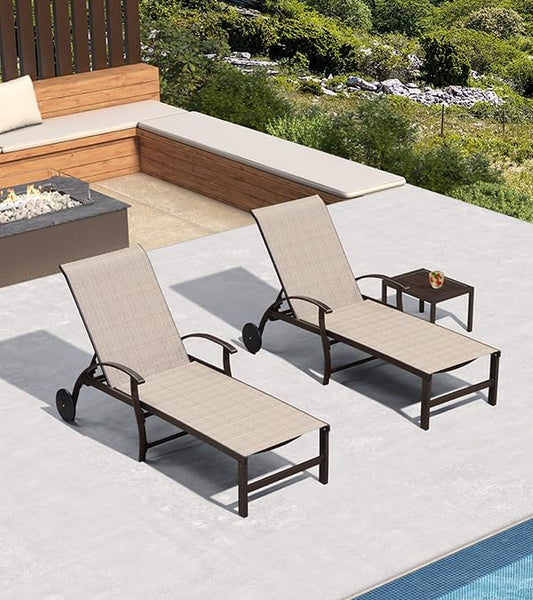 PURPLE LEAF Outdoor Chaise Lounge Chair Set of 3 Patio Pool Lounger Aluminum Chairs with Side Table and Wheels Adjustable Tanning Recliner for Outside Backyard Yard Deck Balcony Beach Khaki