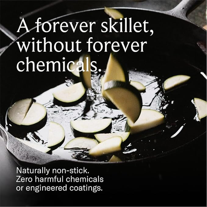 Field Company 8.38 Inch (Small) Cast Iron Skillet – No.6, Perfect for 2 Servings, Lightweight & Smooth, Preseasoned with Organic Oil – Made in USA, Non-Toxic, Vintage Design