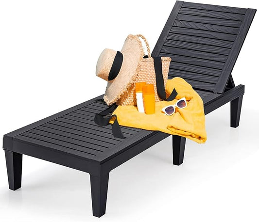 Tangkula Outdoor Chaise Lounge Chair, Lightweight Patio Lounge Recliner Chair with Adjustable Backrest, 5 Reclining Positions Chaise Lounger for Patio, Beach, Balcony, Poolside, Backyard (1, Black)