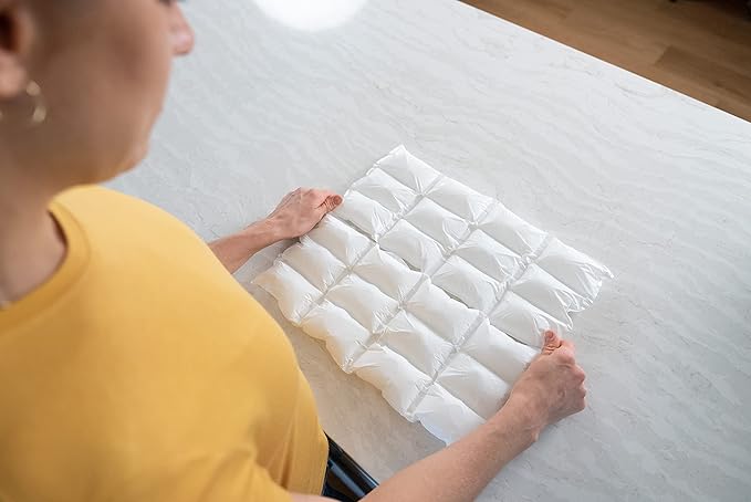 Nice Packs Reusable Dry Ice Packs for Shipping Frozen Food, Coolers, Lunch Boxes - Flexible and Long Lasting (25 Large Sheets)