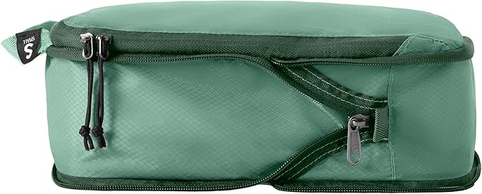 Eagle Creek Pack-It Isolate Compression Cube - Compression Packing Cubes for Optimizing Luggage Space - Convenient Top Handle - Self Repairing Zippers - Small - Willow Green