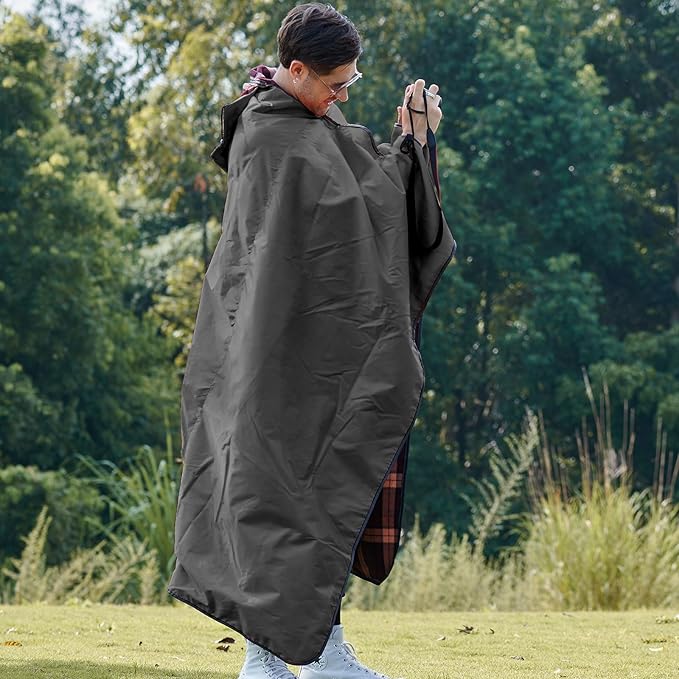 DUKUSEEK Stadium Blanket Waterproof Windproof, Outdoor Hooded Blankets for Camping, Sporting Events, Picnic and Car - Insulated Foldable Blanket and Throws