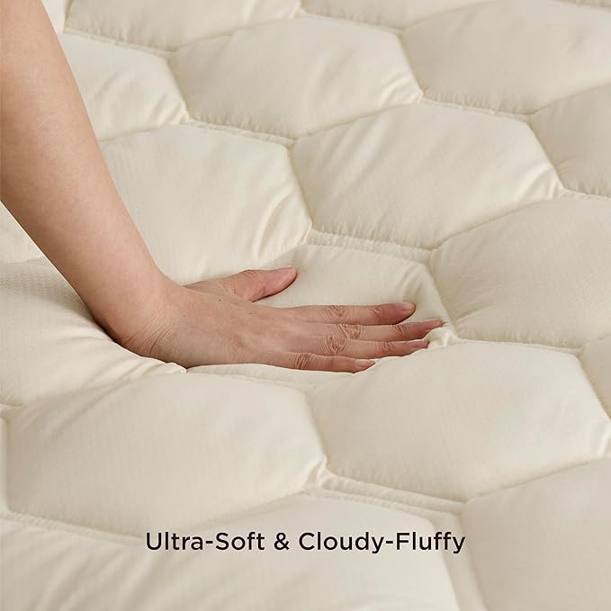 Bedsure Beige King Mattress Pad - Quilted Fitted Mattress Topper Protector with 8-21 Inches Deep Pocket, Noiseless Breathable Bed Cover Padded, Machine Washable, Beige, 78x80 Inches