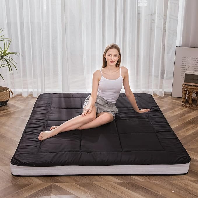 MAXYOYO Futon Mattress, Padded Japanese Floor Mattress Quilted Bed Mattress Topper, Extra Thick Folding Sleeping Pad Breathable Floor Lounger Guest Bed for Camping Couch, Black, Queen Size
