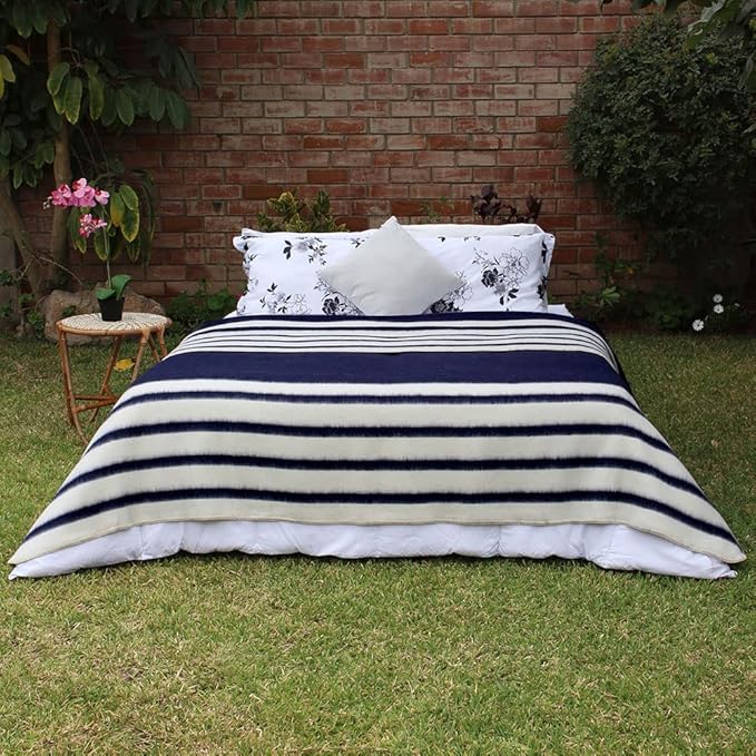 Thick Alpaca Wool Blanket Heavyweight for Camping Outdoors or Using Indoors | Soft Peruvian Alpaca Wool Blankets (Navy Blue/Ivory, Queen)
