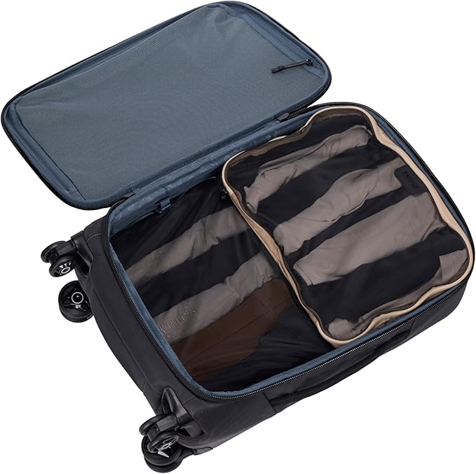 Thule Packing Cube, Size Medium, Transparent Fabric, Organize Shirts, Pants, Sweaters, Easy to Pack