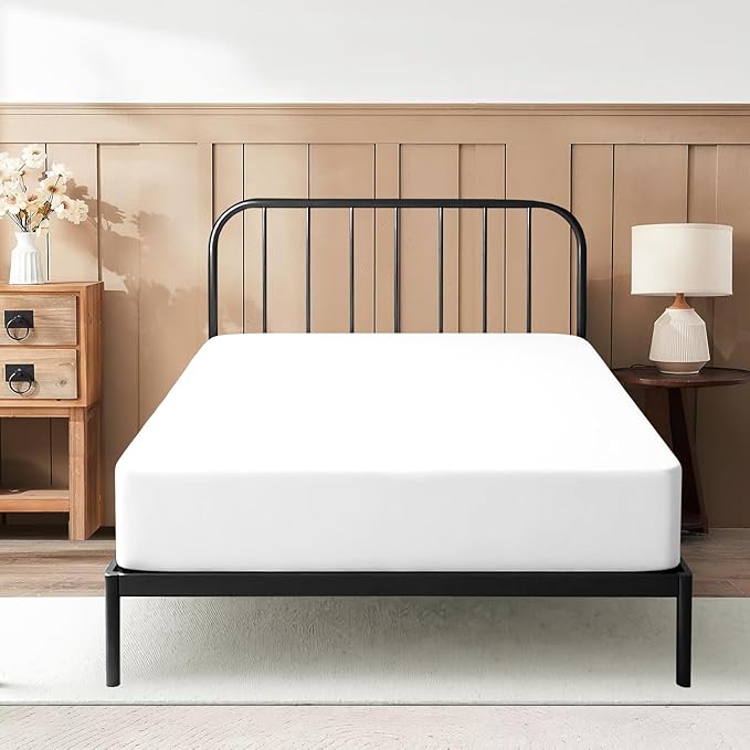 Queen Fitted Sheet 60 x 80 Inches 4" Deep Pocket 100% Egyptian Cotton 600 Thread Count Snug Fit for Trifold Mattress, Narrow Twin, Camp Bunk, Guest Bed, Army Cot Soft & Breathable – White