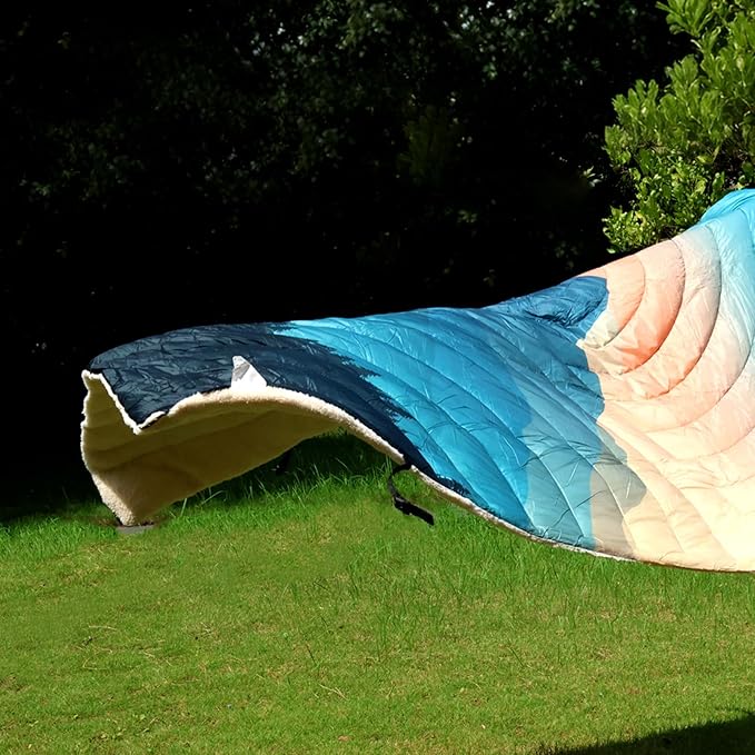 Outdoor Camping Blanket,Warm Thick Camp Blankets with Sherpa Lining Soft Fleece Camping Blanket Puffy Camping Quilt for Cold Weather Traveling, Stadium, Hiking, Picnics