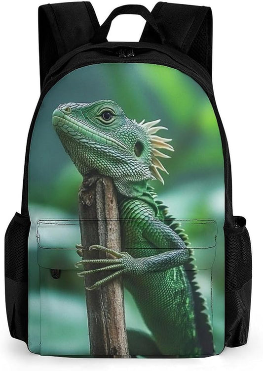 Polyester Daypack Backpack for Sports Travel Running, Big Capacity Anti-Theft Multipurpose Carry On Bag, Green Bearded Dragon Lizards Climbing The Tree Laptop Book Bag Rucksack