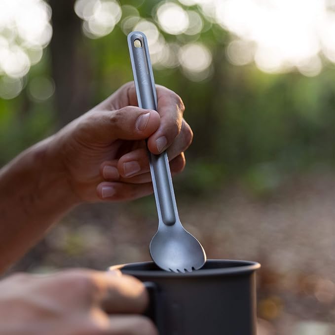 Navaris Long Handle Titanium Spork - 8.4" (21.5cm) Long Metal Utensil for Backpacking and Camping - Extra Strong and Lightweight - Includes Carry Bag