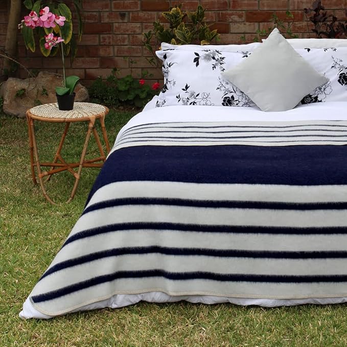 Thick Alpaca Wool Blanket Heavyweight for Camping Outdoors or Using Indoors | Soft Peruvian Alpaca Wool Blankets (Navy Blue/Ivory, Twin)