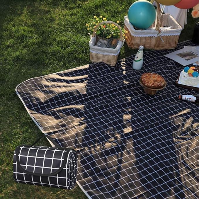 Extra Large Beach Blanket Outdoor Picnic Blankets, Foldable Waterproof Sand Free Picnic Mat for Festival BBQ Park Grass Lawn Camping Hiking Travel Concerts (Black, 80x80 in)