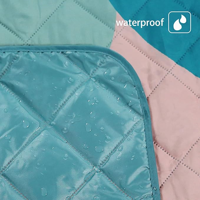 Exclusivo Mezcla Waterproof Picnic Blanket 60x80 Inches Large Multicolor Floral Polyester Sandproof Modern Camping Blanket