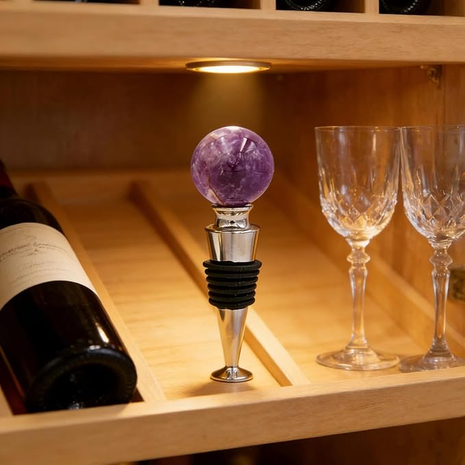 Homestia Gemstone Wine Stopper, Purple Natural Crystal Wine Bottle Stopper with Food-Grade Silicone Seal, Leak-Proof Reusable Wine Saver for Freshness, Wedding & Party Gift