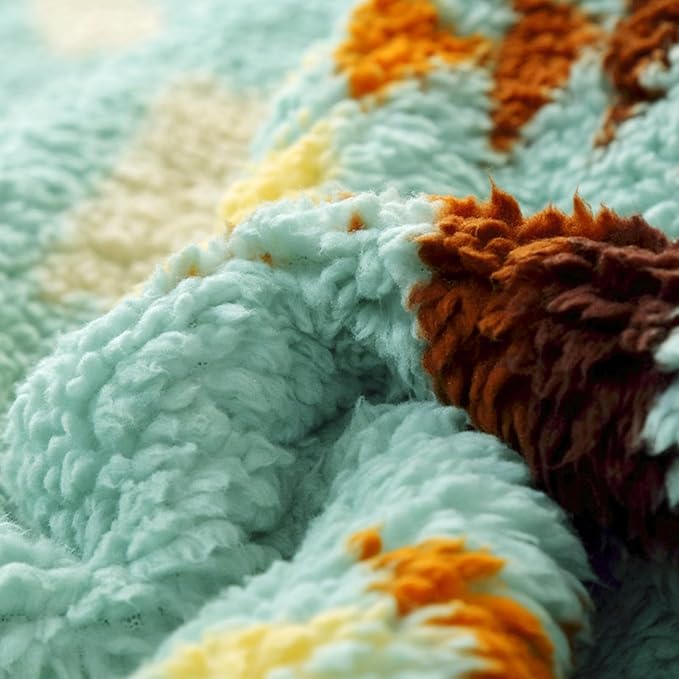 UKELER Bohemian Sherpa Throw Blanket 60'' × 80'', Sherpa Fleece Blanket for All Season, Southwestern Aztec Throw Blanket, Native American Blanket for Bed/Couch/Sofa/Office/Camping