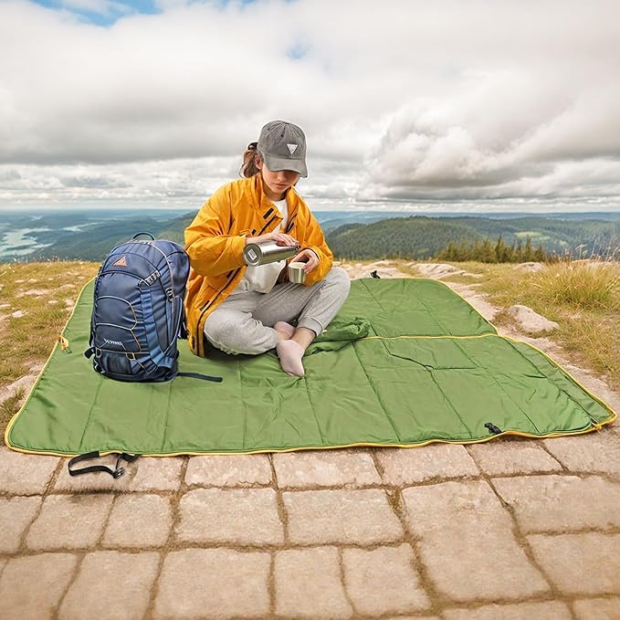 Hooded Poncho Blanket, Wearable Camping Blankets, Large Stadium Poncho Windproof & Water-Repellent, 75 * 55 inch, Portable & Warm, for Outdoor, Sports, Concerts, Travel, Picnic, Car, Survival, Hunting