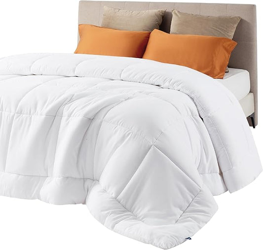 Bedsure Comforter Duvet Insert - Quilted Comforters Full Size, All Season Duvet, GentleSoft Down Alternative Bedding, with 8 Tabs, Gifts for Women/Men, White, Full 86 x 82 Inches