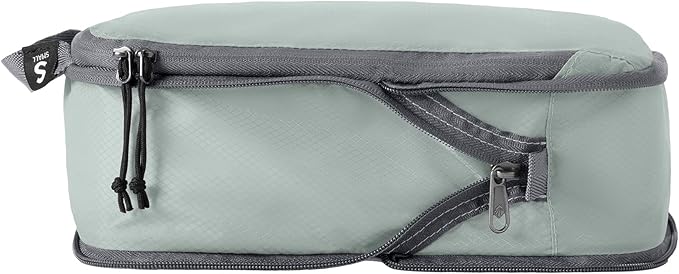 Eagle Creek Pack-It Isolate Compression Cube - Lightweight Compression Cube for Optimizing Luggage Space - Easy-Grab Zipper - Convenient Top Handle - Recycled Materials - Small - Storm Grey