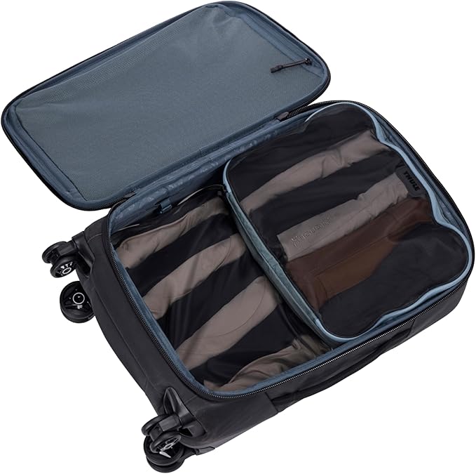 Thule Packing Cube, Size Medium, Transparent Fabric, Organize Shirts, Pants, Sweaters, Easy to Pack