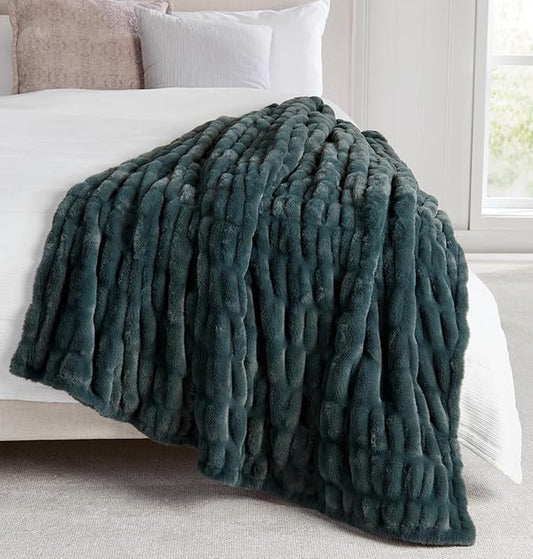 Springtree Home | Luxury Plush Throw Blanket | Green Throw Blanket | Perfect Blanket for Couch Year Round | Fluffy Micro Fleece | Lily Collection - Dark Forest
