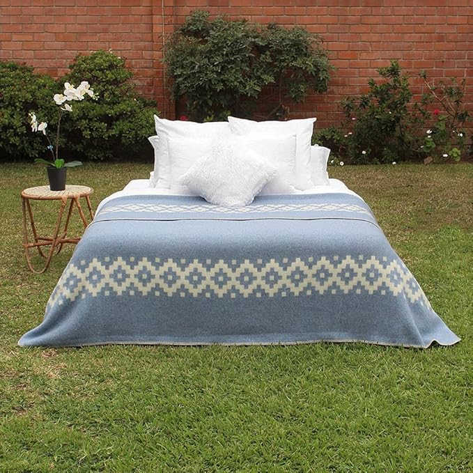 Thick Alpaca Wool Blanket Heavyweight Camping Outdoors Indoors Soft Peru Queen Size Stripes Design (Soft Blue - Ivory, Queen Size)