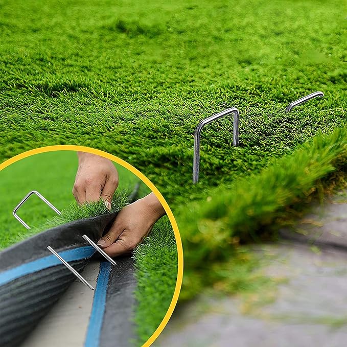 Landscape Staples 4 Inch 300 Pack Garden Stakes, Heavy Duty Galvanized Garden Staples for Fences, Lawns, Weed Barriers and Landscape Fabrics, Netting, Irrigation Hose (300)