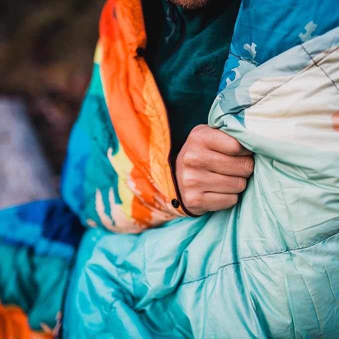 4Monster Down Camping Blanket - Outdoor Travel Quilt Puffy 650 Fill, Packable, Lightweight,Wind & Waterproof | Ideal for Stadium, Backpacking,Picnics, Beach and Hiking