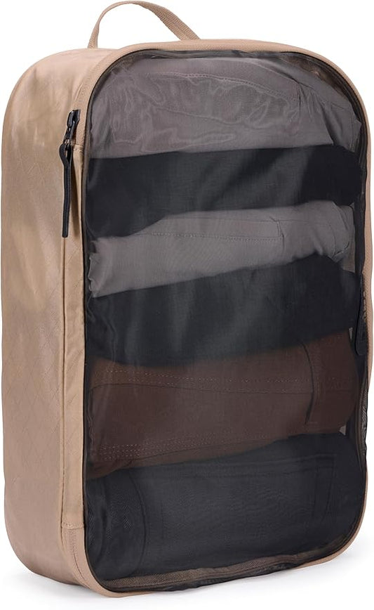 Thule Packing Cube, Size Medium, Transparent Fabric, Organize Shirts, Pants, Sweaters, Easy to Pack