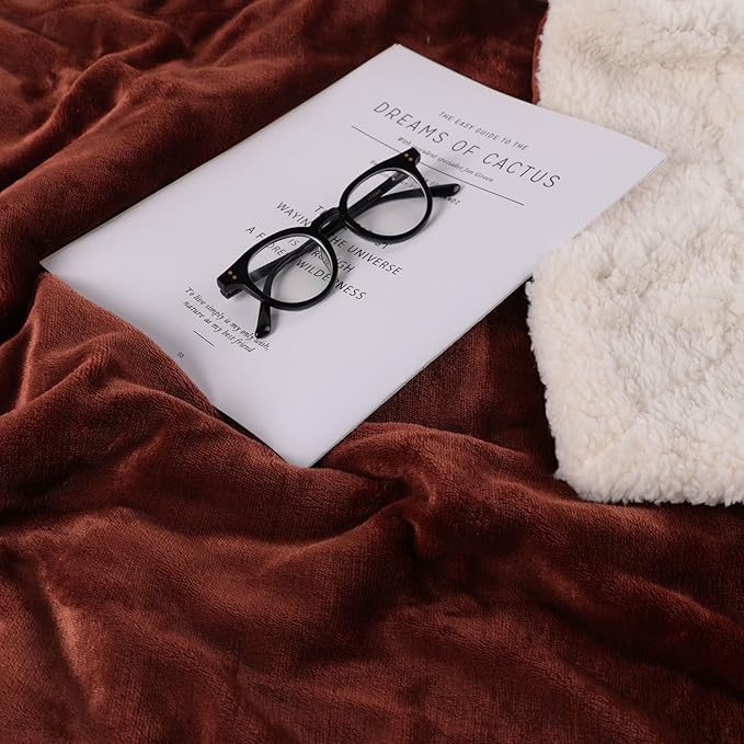 NANPIPER King Size Sherpa Blanket, Soft Fleece Throw for Bed, Reversible Thick Fuzzy Blanket for Winter (Brown, 90x108 inches)