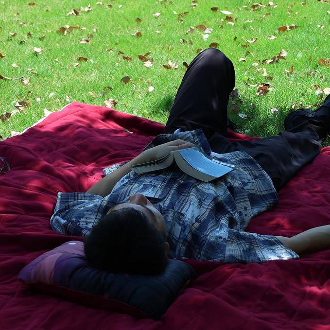 Waterproof Stadium Blanket, Soft Warm Fleece Camping Blanket Wearable Camp Blanket for Outdoor Camping, Picnic, Stadium, Sports, Beach, Car