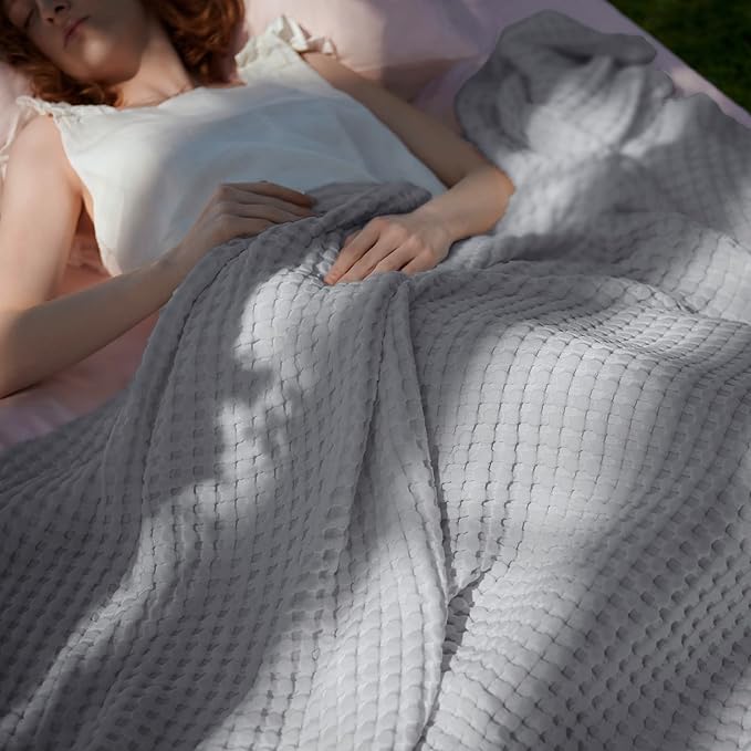 Bedsure Cooling Cotton Waffle Full Size Blanket - Lightweight Breathable Blanket of Rayon Derived from Bamboo for Hot Sleepers, Luxury Throws for Bed, Couch and Sofa, Grey, 80x90 Inches