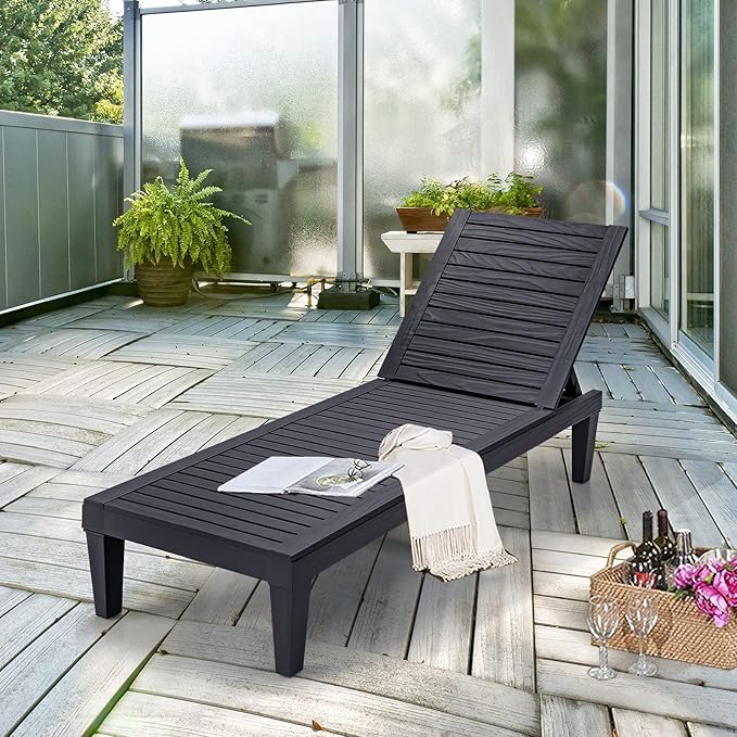 Tangkula Outdoor Chaise Lounge Chair, Lightweight Patio Lounge Recliner Chair with Adjustable Backrest, 5 Reclining Positions Chaise Lounger for Patio, Beach, Balcony, Poolside, Backyard (2, Black)
