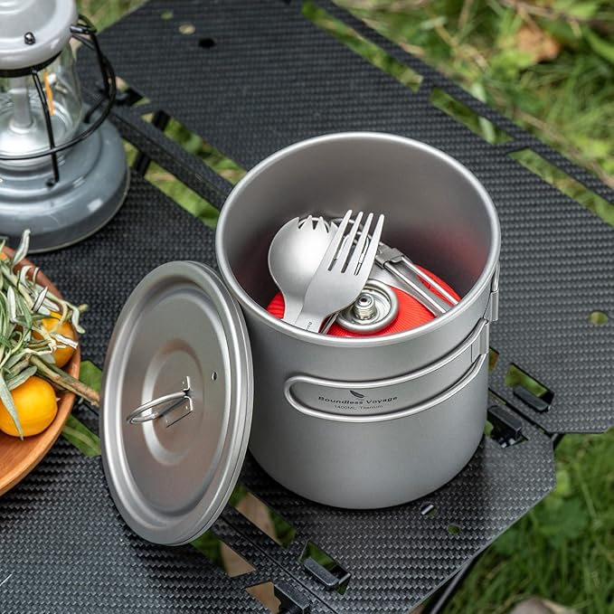 iBasingo 1400ml (1.4L) Titanium Camping Pot Cup Ultralight Backpacking Cookware with Folding Handle & Lid Durable Outdoor Cooking Kit for Travel Hiking Picnic
