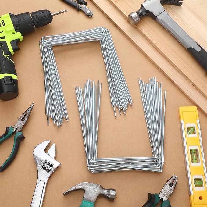 50 Pack Heavy Duty Wide Landscape Staples, 7 Gauge Galvanized Steel Turf Stakes Garden Stakes Bulk, U Type Anchor for Grass, Securing Weed Barrier Fabric, Pipes, Sod (9"x7")