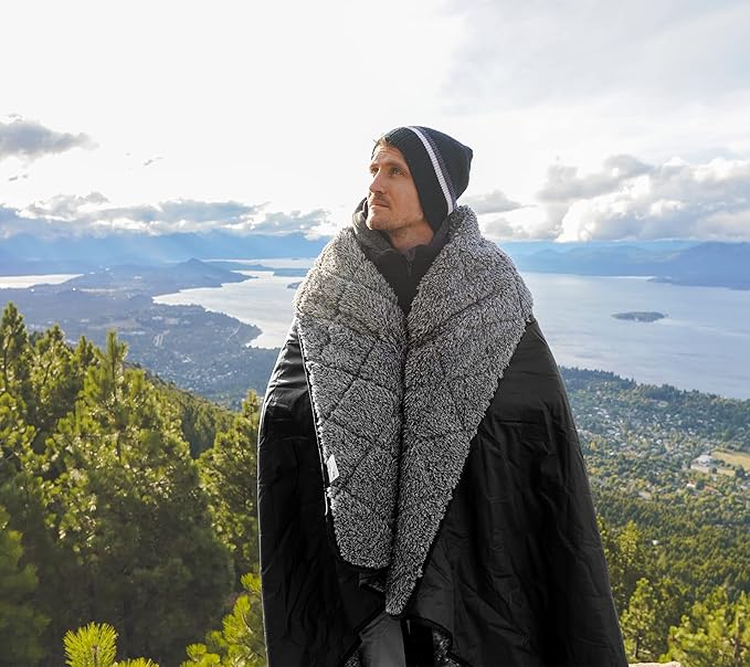 Sherpa Waterproof Outdoor Blanket. Large Sherpa Camping & Stadium Blanket for Cold Weather. Perfect for Picnic, Sports, Concerts, Outdoors, Boat. Windproof, Extra Warm, Machine Washable.