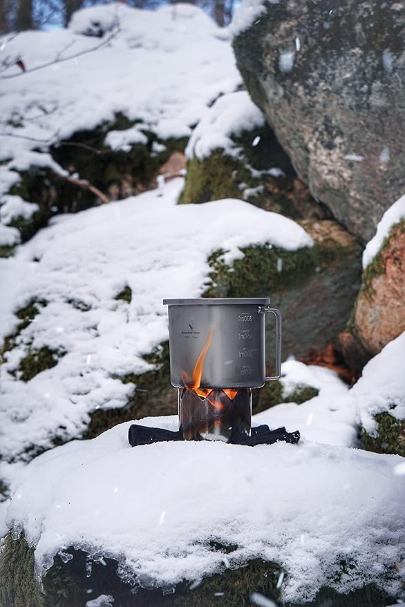 iBasingo Titanium Canteen Mess Kit with Folding Handle Hanging Ring Ultralight Portable for Lunch Outdoor Camping Hiking