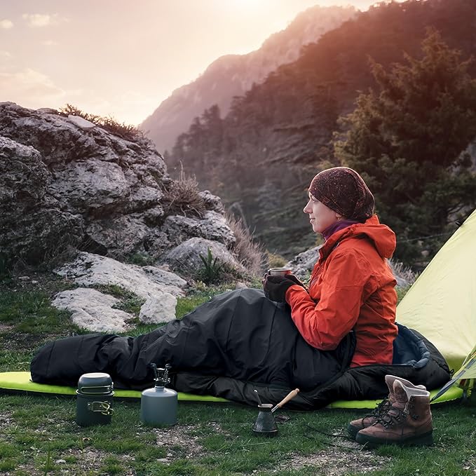Mummy Sleeping Bag - Adult Cold Weather Sleeping Bag Rated to 25°F - Waterproof with Drawstring Hood - Camping Equipment by Wakeman Outdoors
