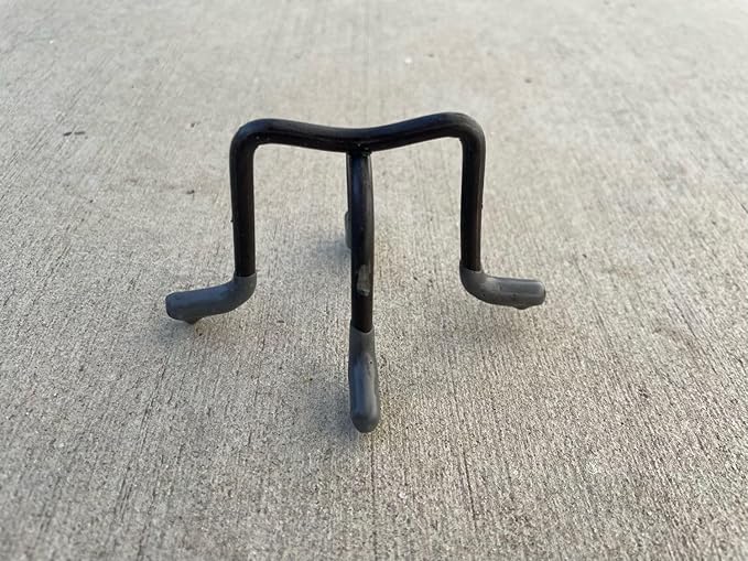 Sandbaggy 2 inch Metal Rebar Support Chairs - Plastic Dipped Legs - Rebar #3 to #5 - Concrete Wire Mesh Stands, Seat for Footings, Slabs, Walls (200, 2")