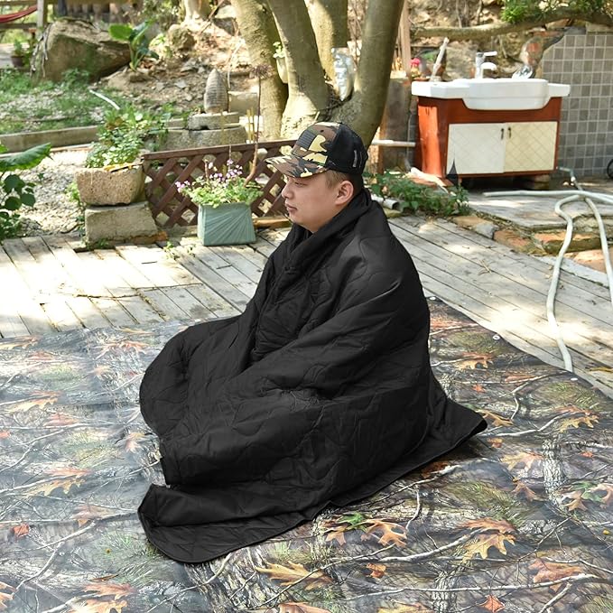 LOOGU Camo Blanket Waterproof Insulation Poncho Liner for Outdoor Camping, Hiking, Hunting, Survival, Backpacking, Picnicking